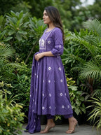 Lavender Embroidered Rayon Kurta Set with Chiffon Dupatta