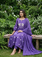 Lavender Embroidered Rayon Kurta Set with Chiffon Dupatta