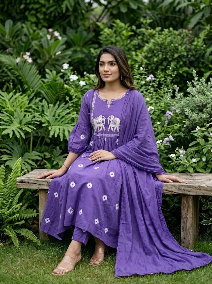 Lavender Embroidered Rayon Kurta Set with Chiffon Dupatta